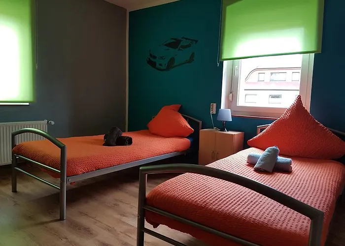 环高速赛车旅馆